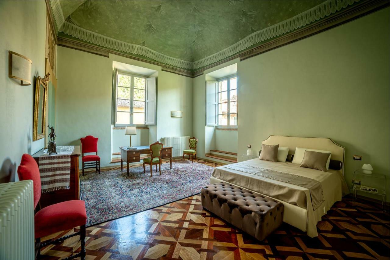Historical Renaissance Palace Montepulciano Exterior photo